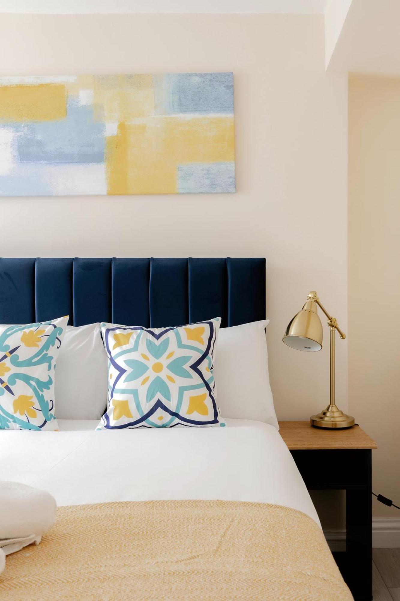 Two Bedroom Apartment Near Hyde Park And Oxford Street ロンドン エクステリア 写真